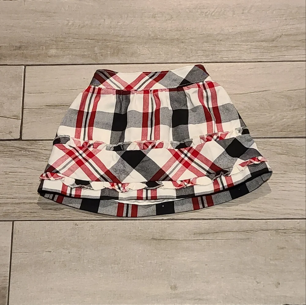🍁Children's Place Plaid Ruffle Skirt☀️